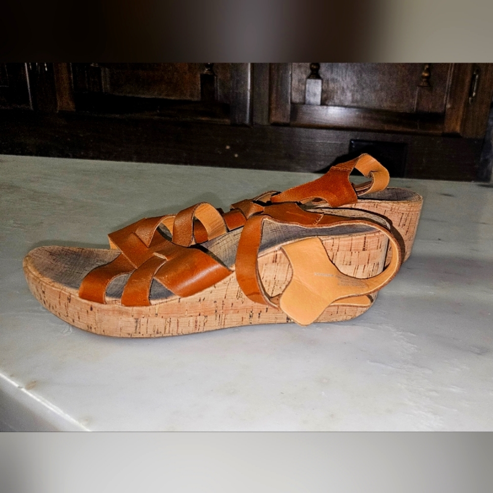 Korks Sandals
